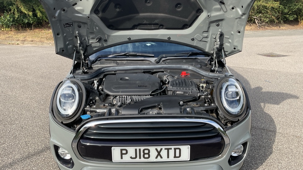 MINI Hatchback 1.5 Cooper II 3dr Petrol Hatchback - Image 8