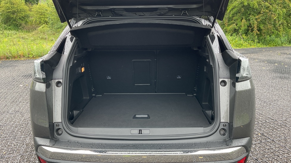 Peugeot 3008 1.2 PureTech GT 5dr EAT8 Petrol Estate - Image 4