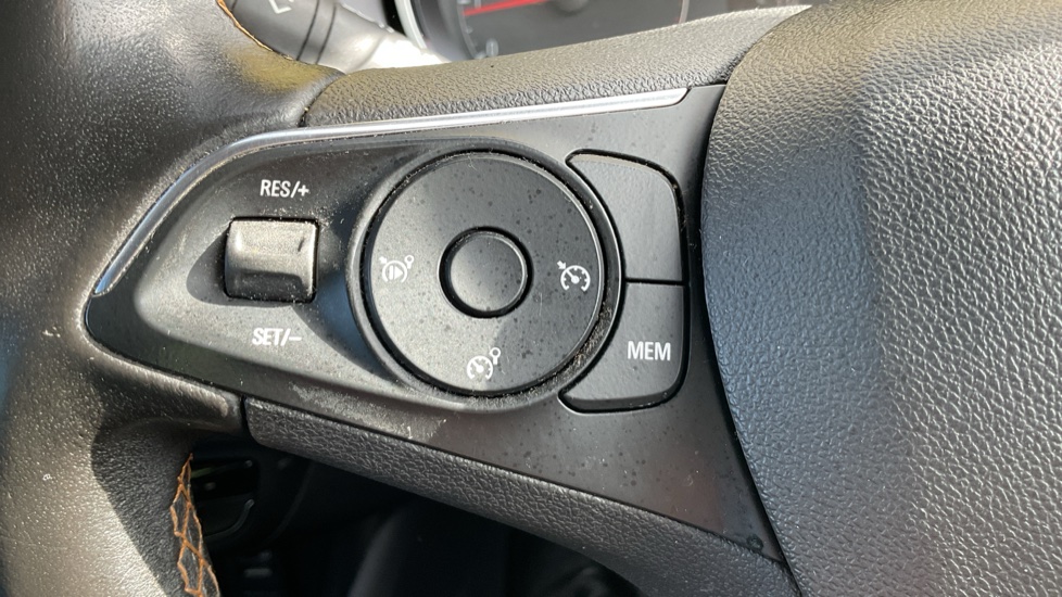 Vauxhall Crossland X 1.2T [130] Elite Nav 5dr [Start Stop] Petrol Hatchback - Image 22