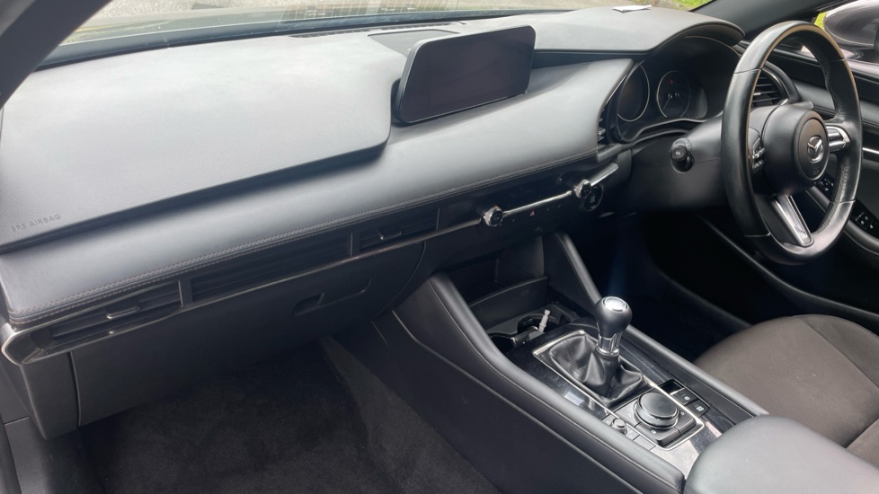 Mazda 3 2.0 e-Skyactiv G MHEV SE-L Lux 5dr Petrol Hatchback - Image 9