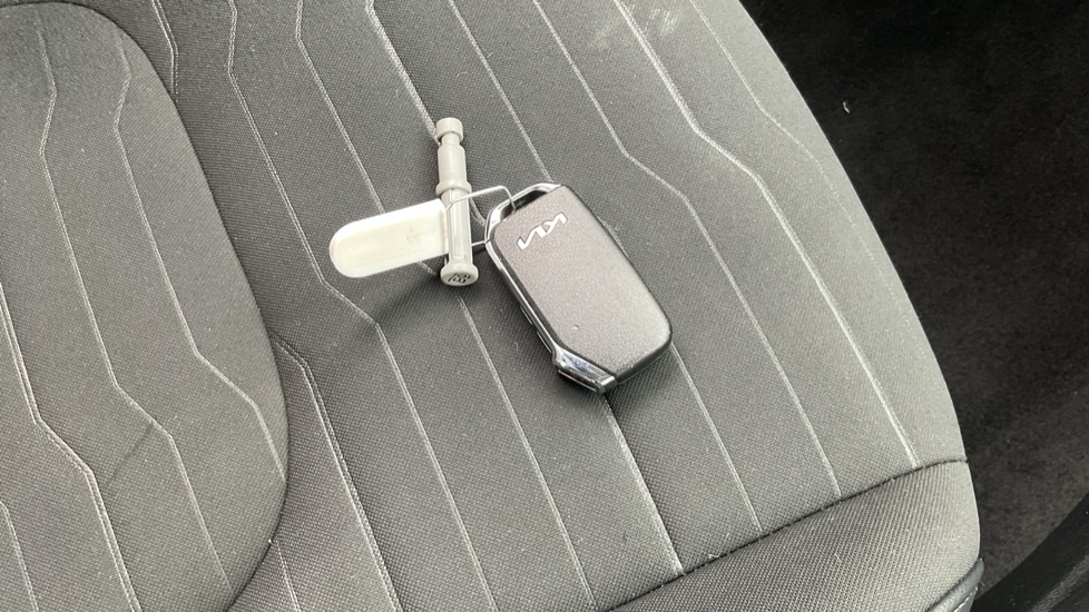 Kia Sportage 1.6T GDi ISG 3 5dr Petrol Estate - Image 20