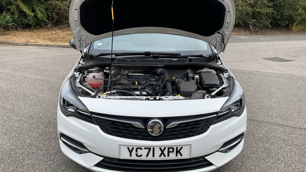 Vauxhall Astra 1.2 Turbo 145 Griffin Edition 5dr Petrol Hatchback - Image 8