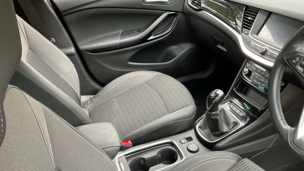 Vauxhall Astra 1.2 Turbo 145 Griffin Edition 5dr Petrol Hatchback - Image 14