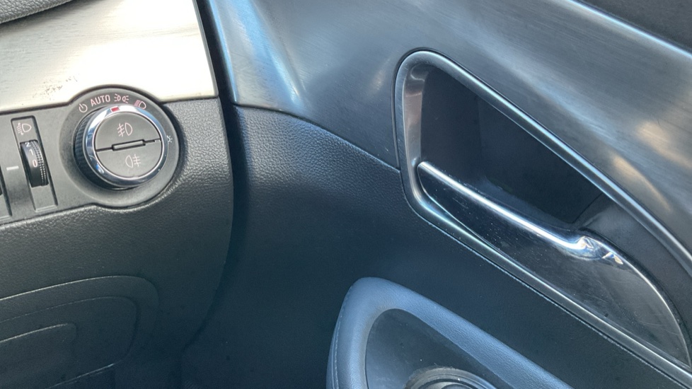 Vauxhall Mokka 1.4T SE 5dr Petrol Hatchback - Image 24