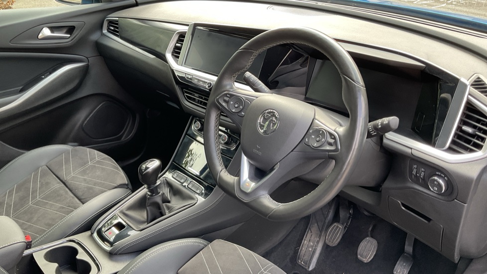 Vauxhall Grandland 1.2 Turbo Ultimate 5dr Petrol Hatchback - Image 11