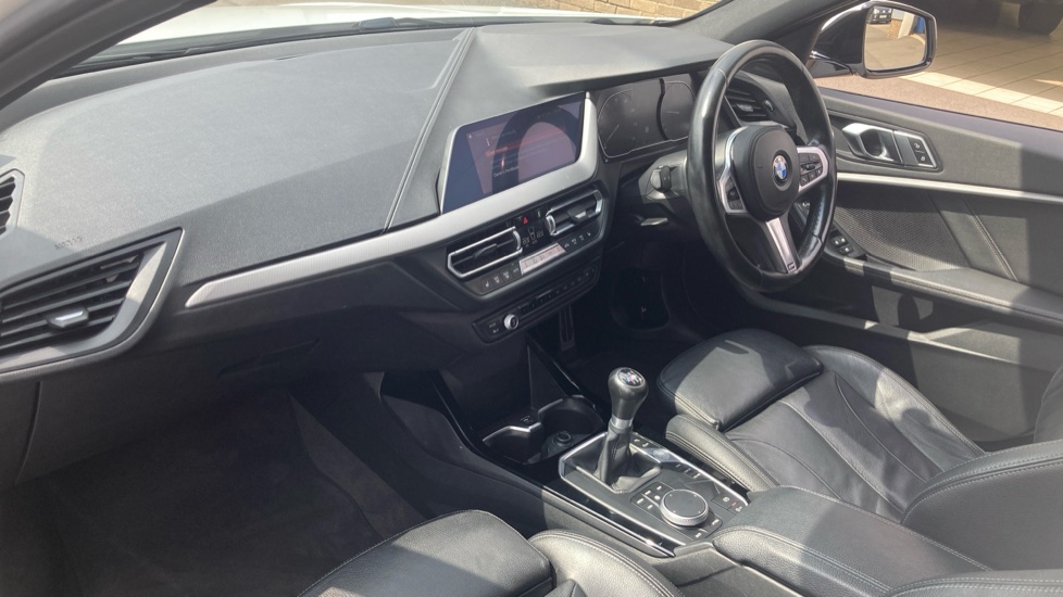 BMW 1 Series 118i M Sport 5dr Petrol Hatchback - Image 9