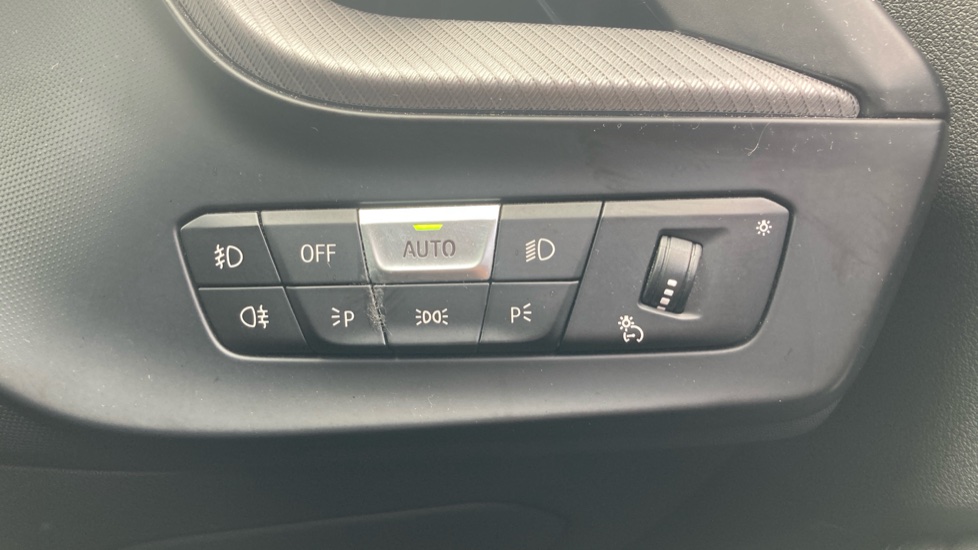 BMW 1 Series 118i M Sport 5dr Petrol Hatchback - Image 24