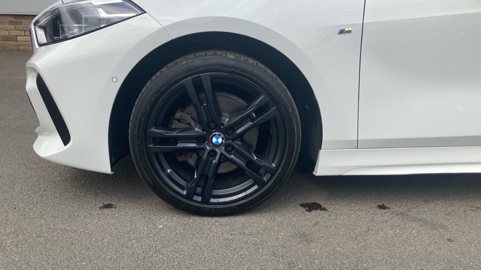 BMW 1 Series 118i M Sport 5dr Petrol Hatchback - Image 38