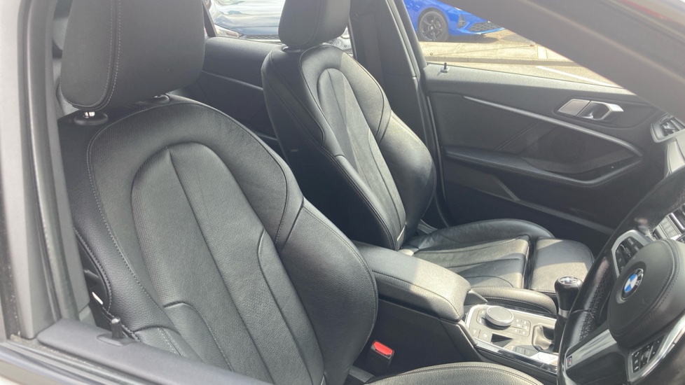 BMW 1 Series 118i M Sport 5dr Petrol Hatchback - Image 41