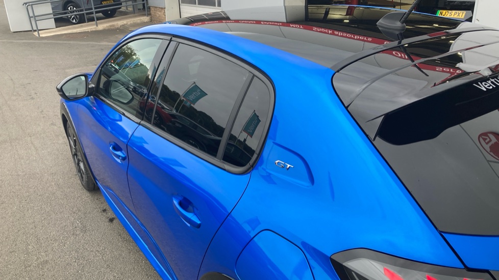 Peugeot 208 1.2 PureTech 130 GT 5dr EAT8 Petrol Hatchback - Image 24