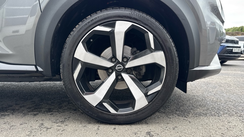 Nissan Juke 1.0 DiG-T 114 Tekna 5dr DCT Petrol Hatchback - Image 7