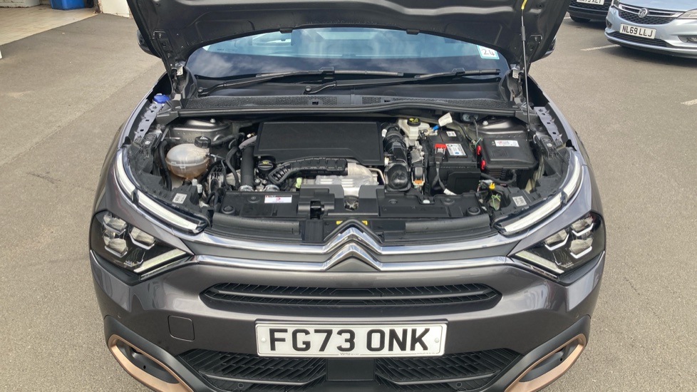 Citroen C4 1.2 PureTech [130] C-Series Edition 5dr Petrol Hatchback - Image 8