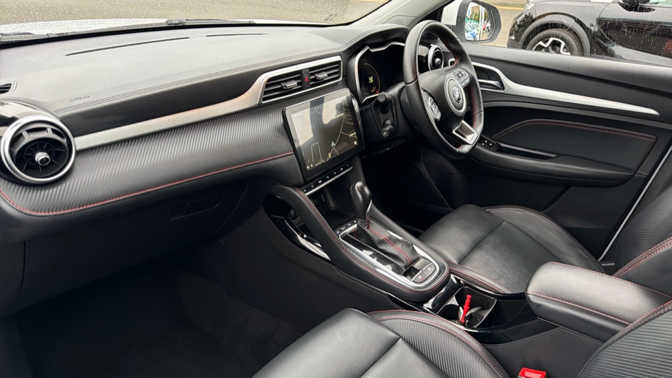 MG ZS 1.0T GDi Exclusive 5dr DCT Petrol Hatchback - Image 9