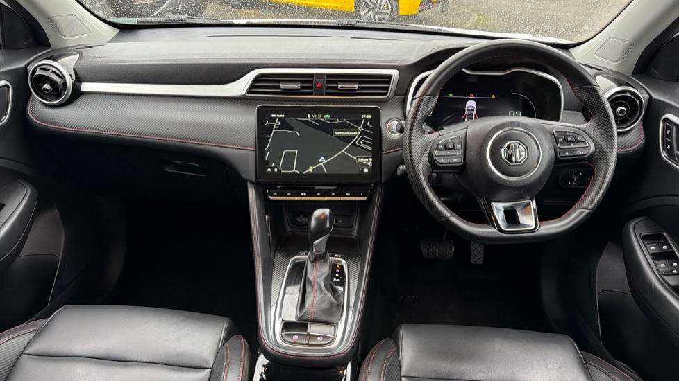 MG ZS 1.0T GDi Exclusive 5dr DCT Petrol Hatchback - Image 10
