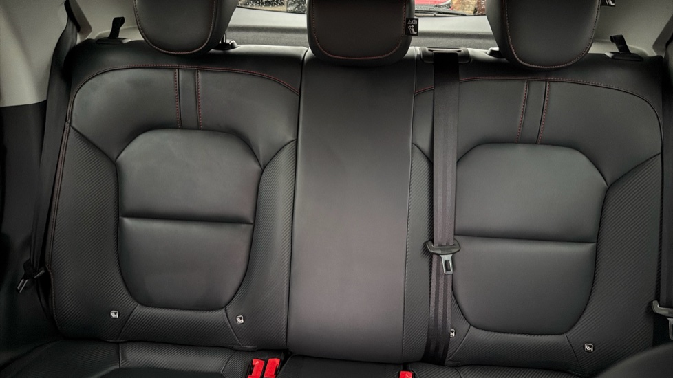 MG ZS 1.0T GDi Exclusive 5dr DCT Petrol Hatchback - Image 15
