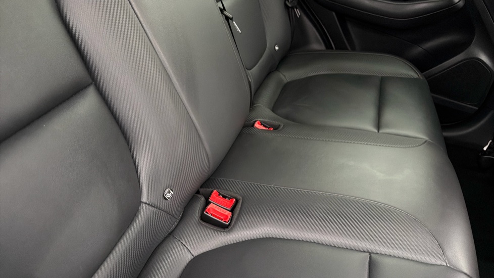MG ZS 1.0T GDi Exclusive 5dr DCT Petrol Hatchback - Image 17