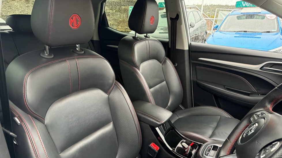 MG ZS 1.0T GDi Exclusive 5dr DCT Petrol Hatchback - Image 23