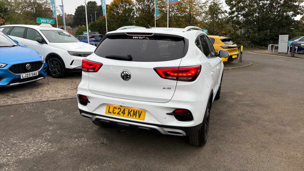 MG ZS 1.0T GDi Exclusive 5dr DCT Petrol Hatchback - Image 33