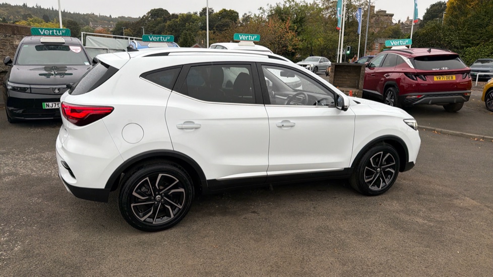 MG ZS 1.0T GDi Exclusive 5dr DCT Petrol Hatchback - Image 35