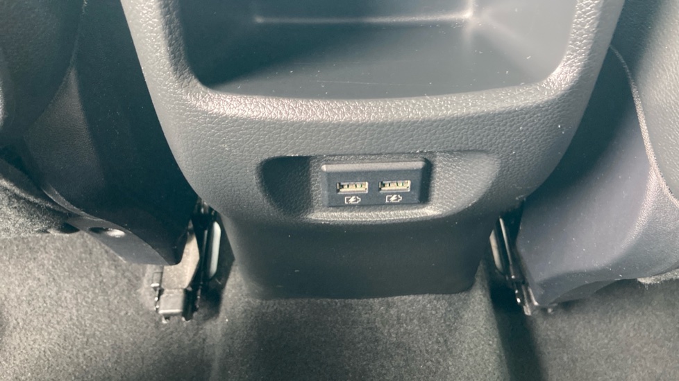 Nissan Qashqai 1.3 DiG-T N-Tec 5dr Petrol Hatchback - Image 21
