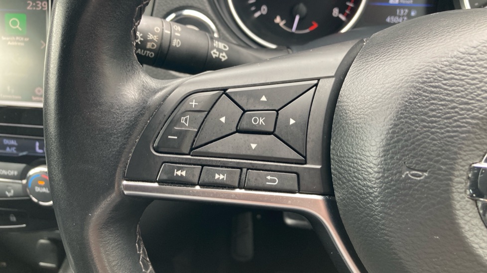 Nissan Qashqai 1.3 DiG-T N-Tec 5dr Petrol Hatchback - Image 26