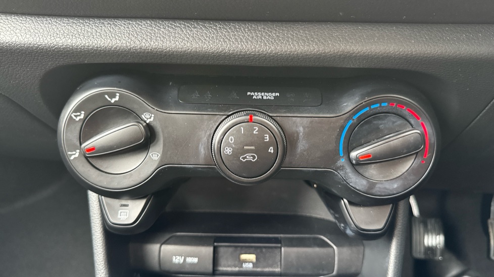 Kia Picanto 1.0 1 5dr [4 seats] Petrol Hatchback - Image 21