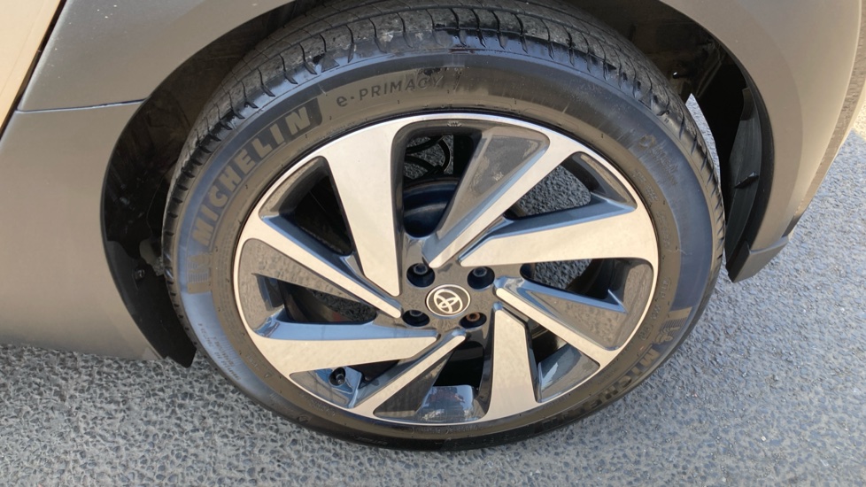 Toyota Aygo X 1.0 VVT-i Edge 5dr Petrol Hatchback - Image 23
