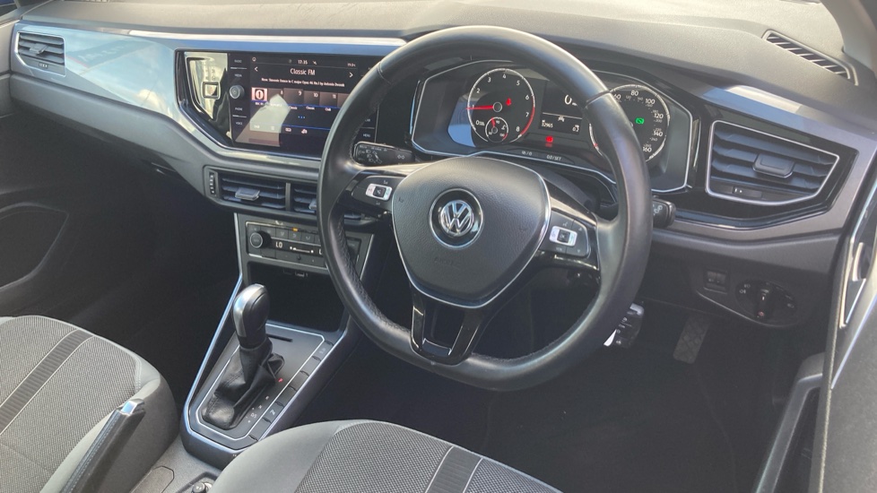 Volkswagen Polo 1.0 TSI 115 SEL 5dr DSG Petrol Hatchback - Image 11