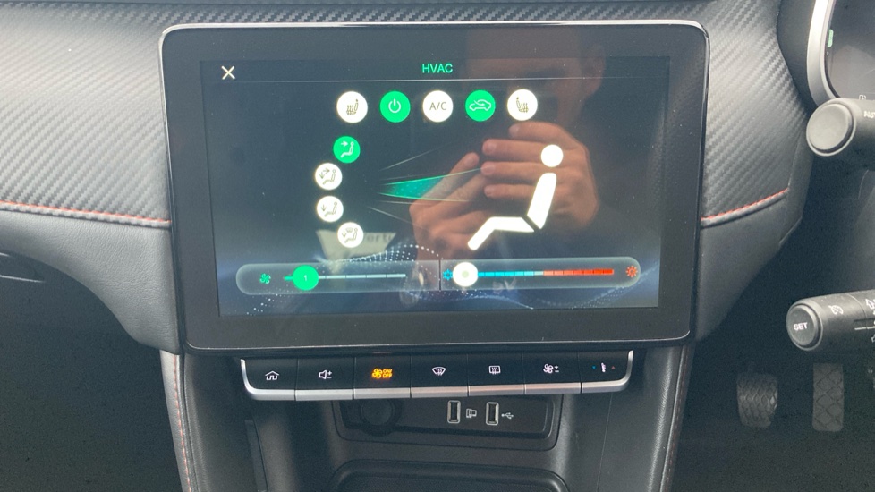 MG ZS 1.5 VTi-TECH Exclusive 5dr Petrol Hatchback - Image 32
