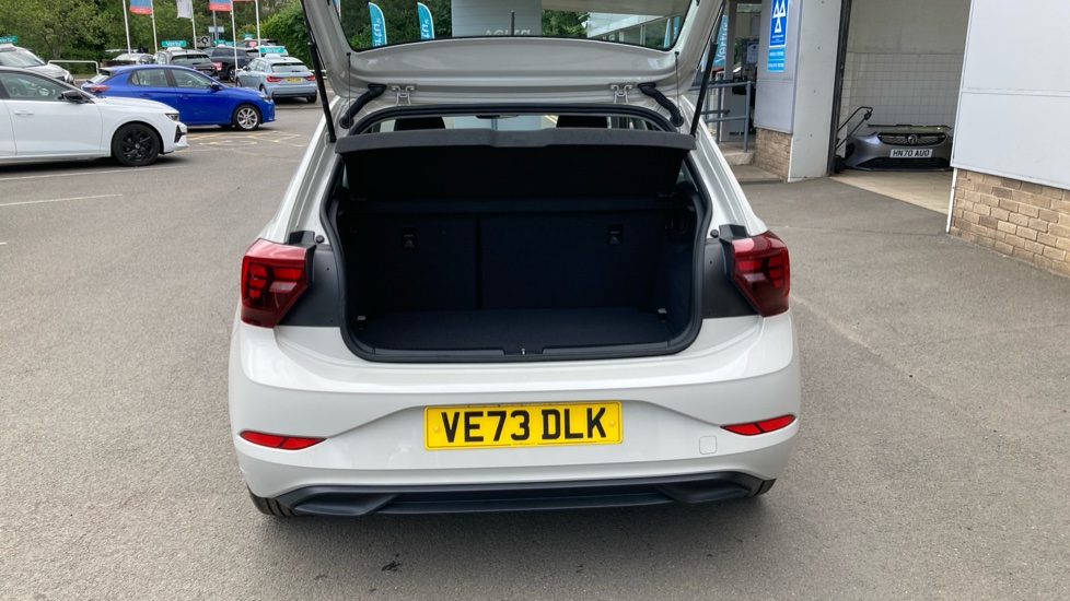Volkswagen Polo 1.0 TSI Life 5dr Petrol Hatchback - Image 4