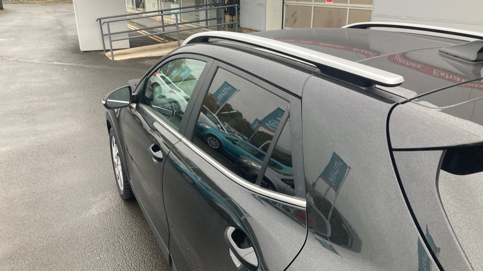 Kia Stonic 1.0T GDi 48V GT-Line 5dr Petrol Estate - Image 25