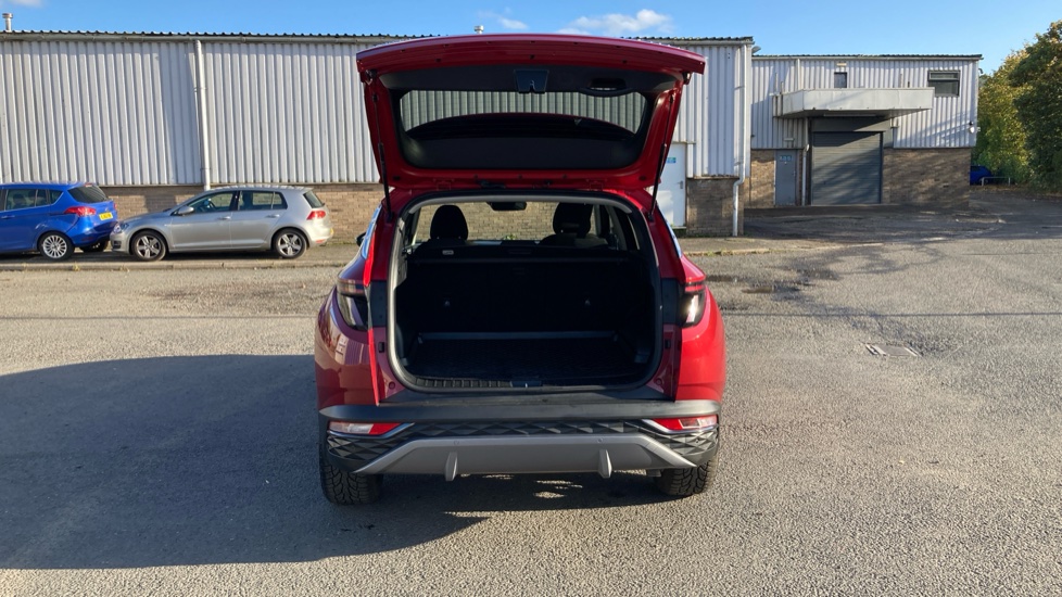 Hyundai TUCSON 1.6 TGDi Premium 5dr 2WD Petrol Estate - Image 4