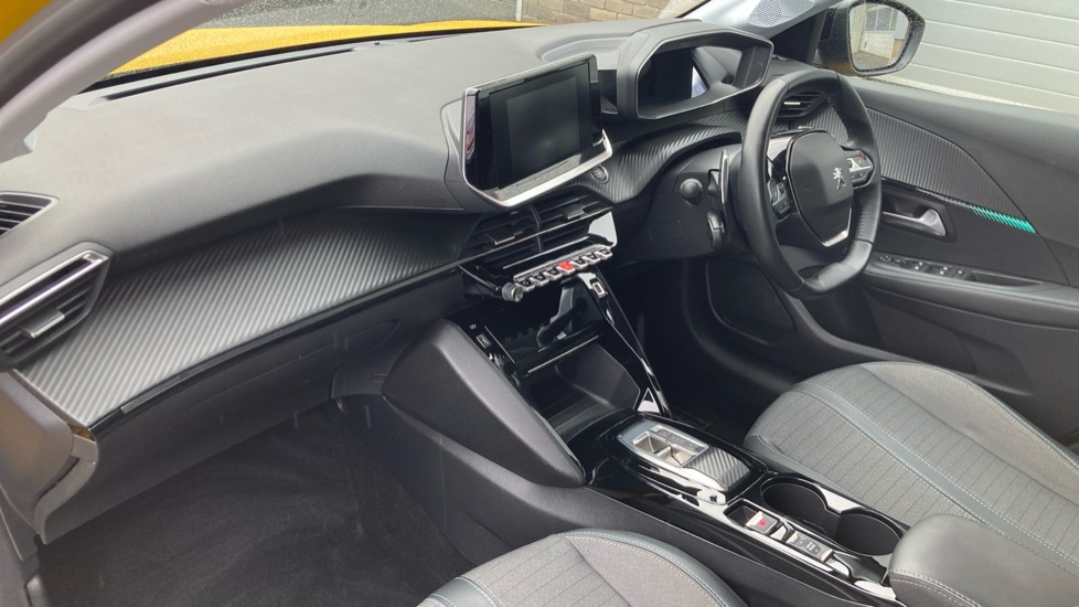Peugeot 208 1.2 PureTech 130 Allure Premium 5dr EAT8 Petrol Hatchback - Image 9