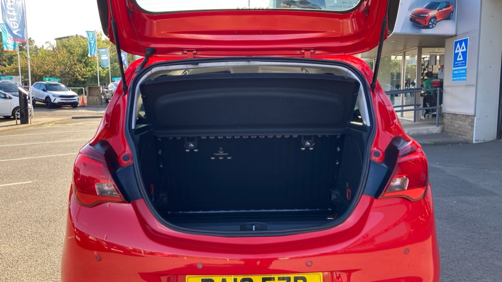 Vauxhall Corsa 1.4 Griffin 5dr Petrol Hatchback - Image 4