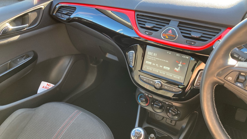 Vauxhall Corsa 1.4 Griffin 5dr Petrol Hatchback - Image 14