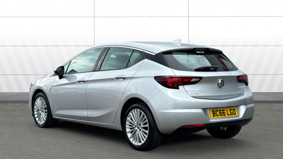 Vauxhall Astra 1.4T 16V 150 Elite Nav 5dr Petrol Hatchback - Image 2