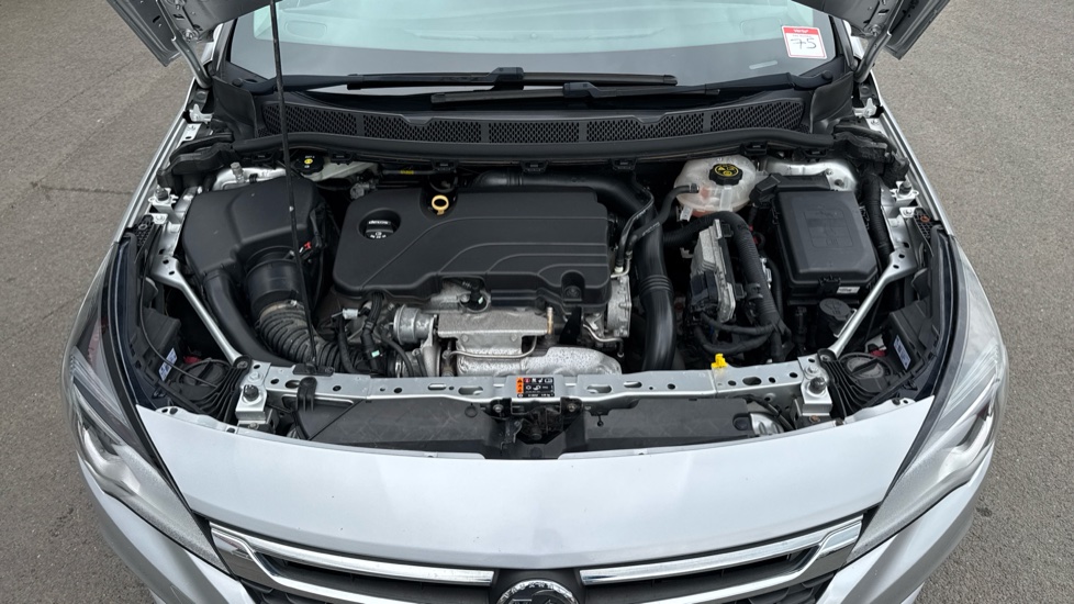 Vauxhall Astra 1.4T 16V 150 Elite Nav 5dr Petrol Hatchback - Image 8
