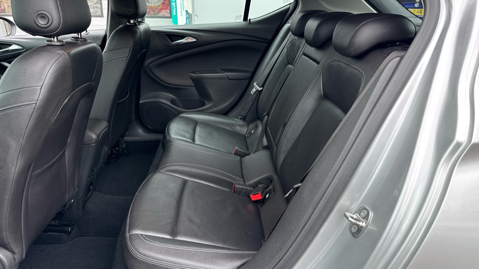 Vauxhall Astra 1.4T 16V 150 Elite Nav 5dr Petrol Hatchback - Image 16