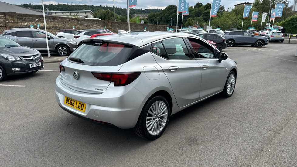 Vauxhall Astra 1.4T 16V 150 Elite Nav 5dr Petrol Hatchback - Image 38