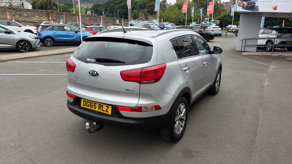 Kia Sportage 1.7 CRDi ISG 2 5dr Diesel Estate - Image 29