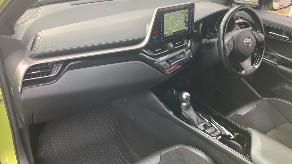 Toyota C-HR 1.8 Hybrid Lime Edition 5dr CVT Hybrid Hatchback - Image 9