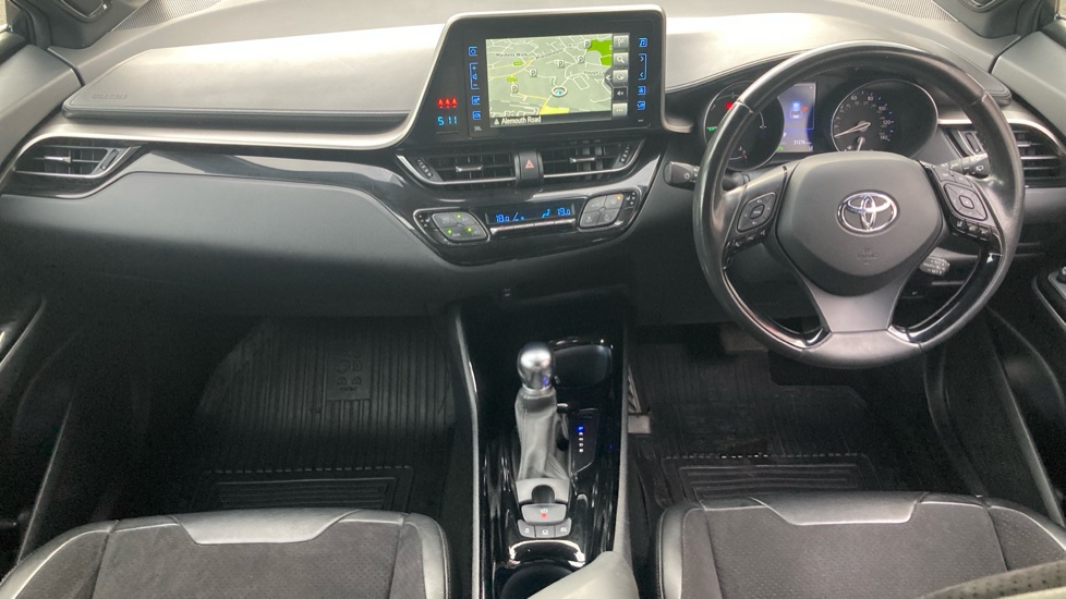 Toyota C-HR 1.8 Hybrid Lime Edition 5dr CVT Hybrid Hatchback - Image 10
