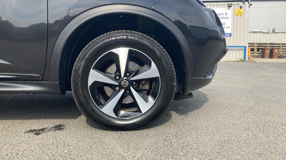 Nissan Juke 1.5 dCi Bose Personal Edition 5dr Diesel Hatchback - Image 7
