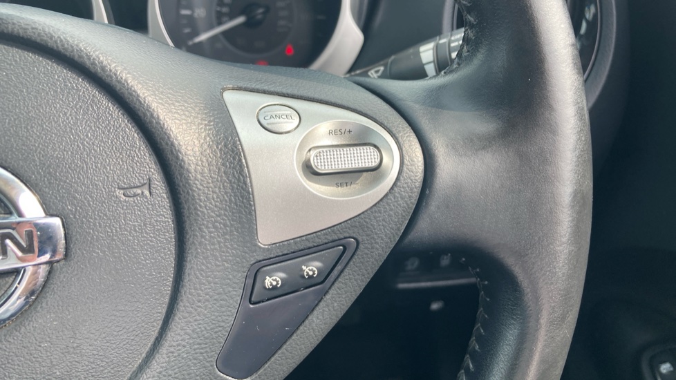Nissan Juke 1.5 dCi Bose Personal Edition 5dr Diesel Hatchback - Image 23