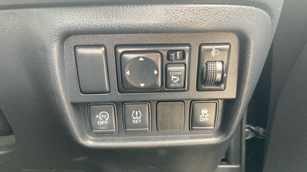 Nissan Juke 1.5 dCi Bose Personal Edition 5dr Diesel Hatchback - Image 26