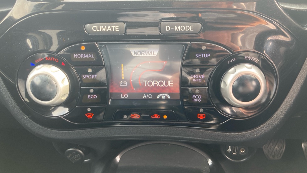 Nissan Juke 1.5 dCi Bose Personal Edition 5dr Diesel Hatchback - Image 30