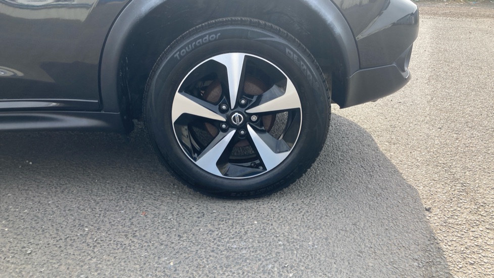 Nissan Juke 1.5 dCi Bose Personal Edition 5dr Diesel Hatchback - Image 38