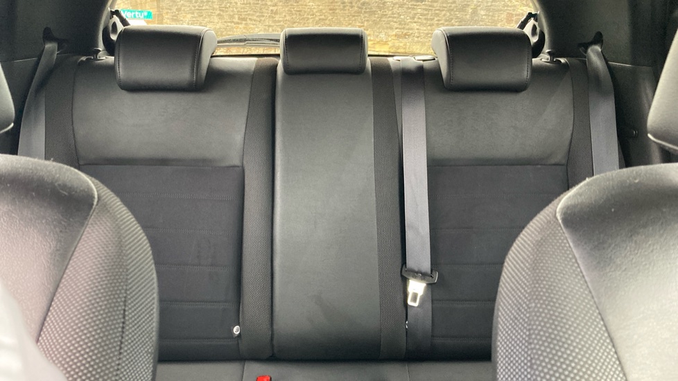 Nissan Juke 1.6 N-Connecta 5dr Xtronic Petrol Hatchback - Image 15