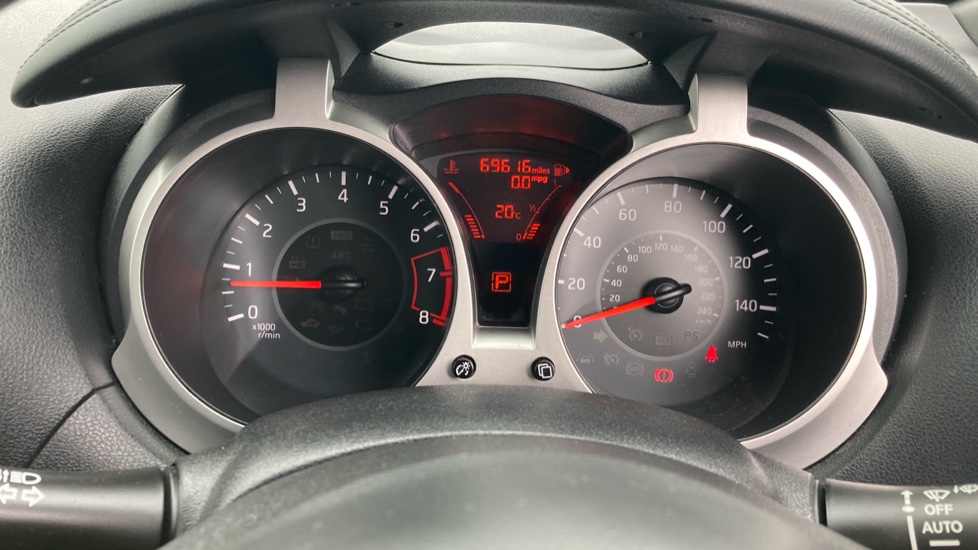 Nissan Juke 1.6 N-Connecta 5dr Xtronic Petrol Hatchback - Image 18