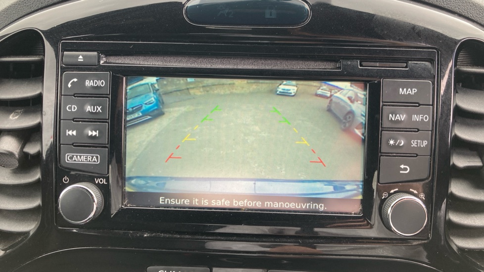 Nissan Juke 1.6 N-Connecta 5dr Xtronic Petrol Hatchback - Image 28